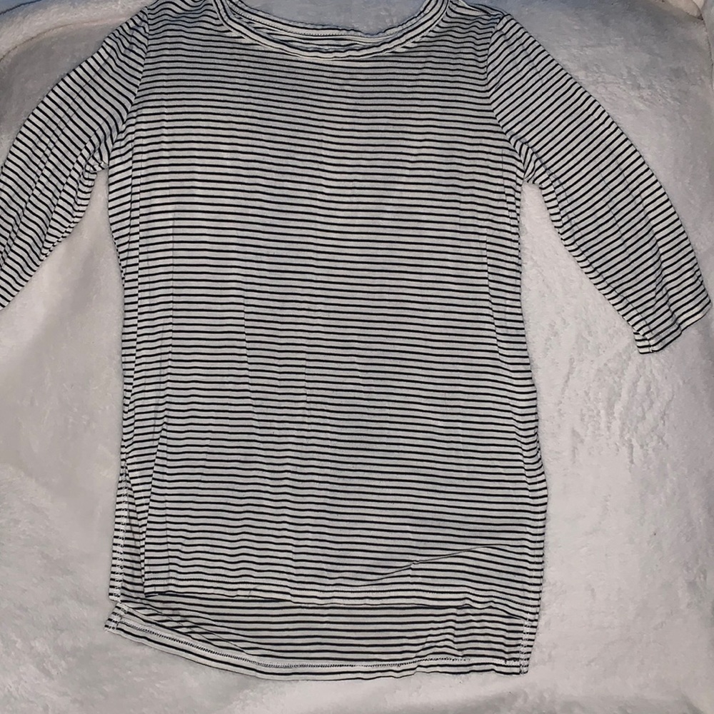 ✨Girls black and white top- Old Navy ✨